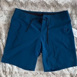 lululemon Board Shorts | W 36